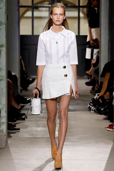 Look 23